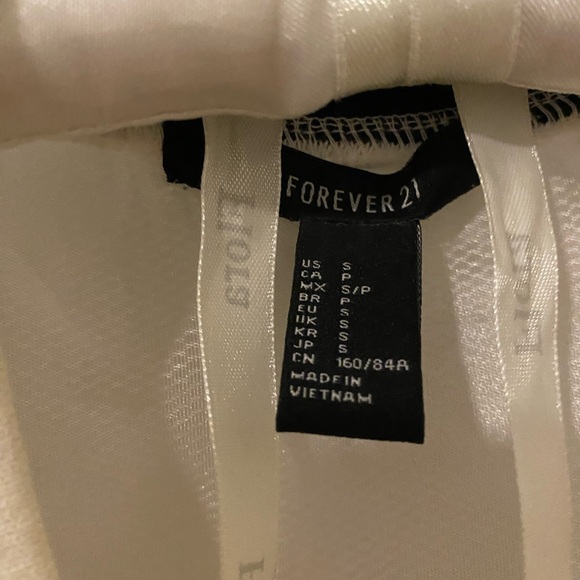 FOREVER21 JUNIOR WIND BREAKER - Picture 5 of 5